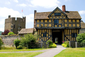Stokesay Castle